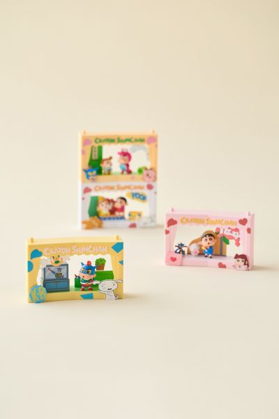 POP MART Crayon Shinchan Life Theatre Series Blind Box Scene Set
