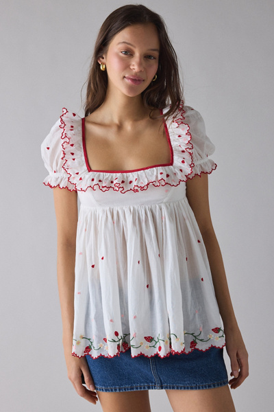Kimchi Blue Clara Embroidered Puff Sleeve Babydoll Tunic Top In White, Women's At Urban Outfitters In White