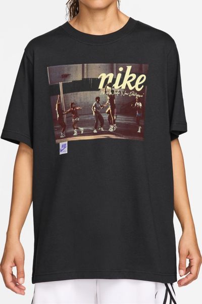 Nike Basketball Graphic Tee