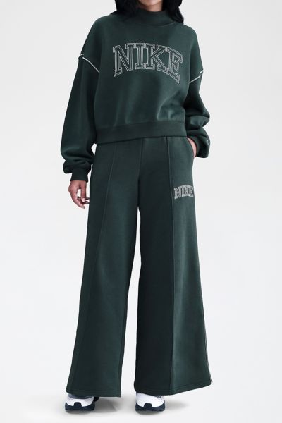 Nike Sportswear Phoenix Fleece Graphic Wide-Leg Sweatpant