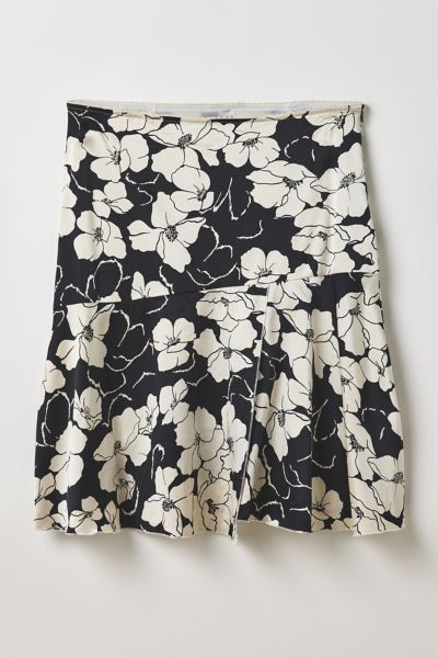Vintage By Thrift Like A Girl Black + White Floral Silk Knee-Length Skirt