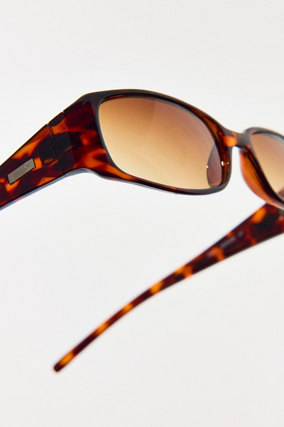 Vintage By UO Rectangle Sunglasses