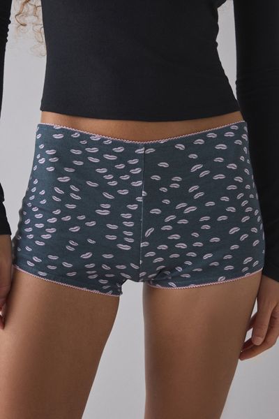 Motel Kichi Lips Print Low-Rise Micro Shorts