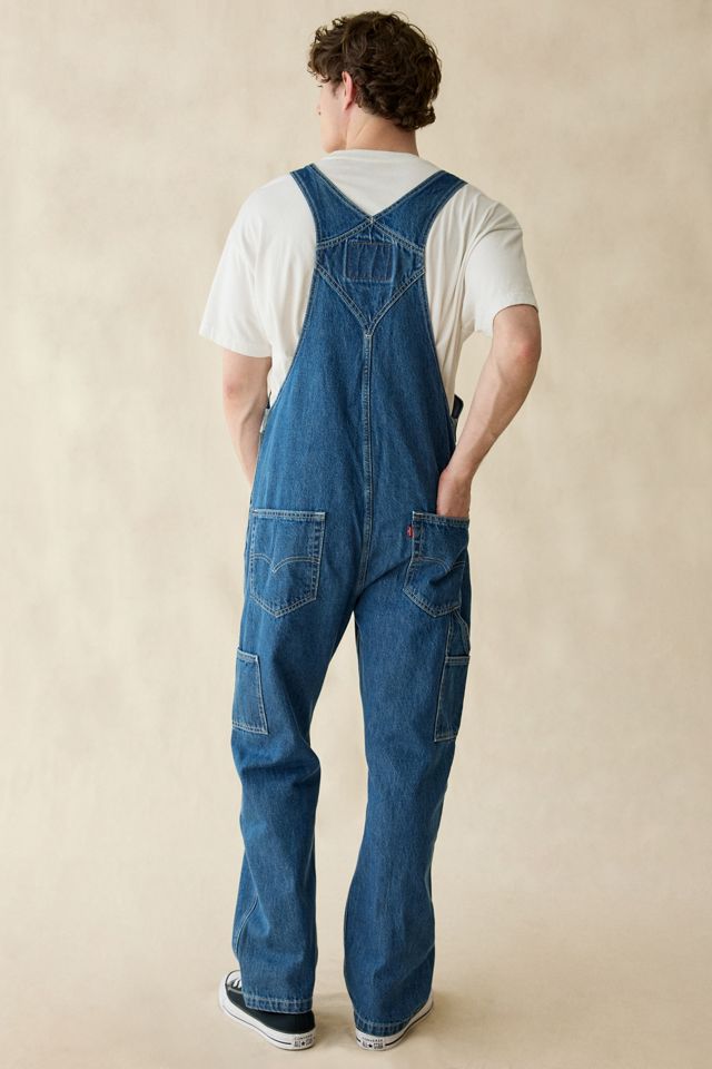 Levi's® Loose Overalls | Urban Outfitters