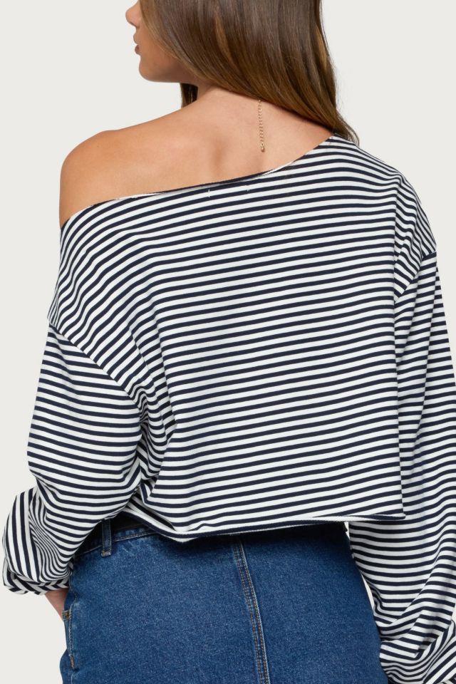 Edikted Aveline Off Shoulder Light Sweatshirt #4