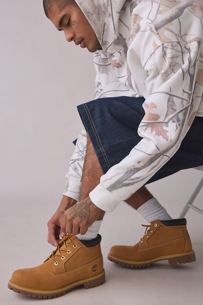 Timberland Men's Heritage Mid Waterproof Chukka Boots