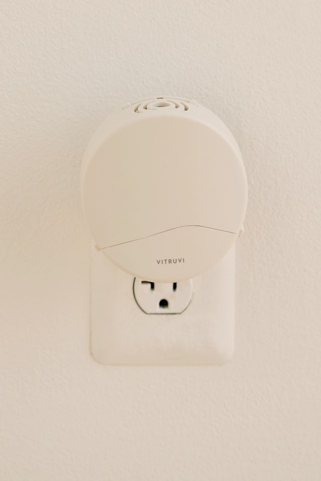 Vitruvi Push Plug-In Wall Diffuser Set #1