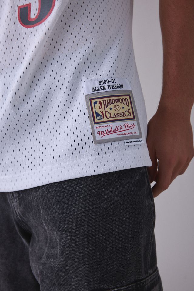 Mitchell & Ness NBA Philadelphia 76ers Allen Iverson 2000 Basketball Jersey #3