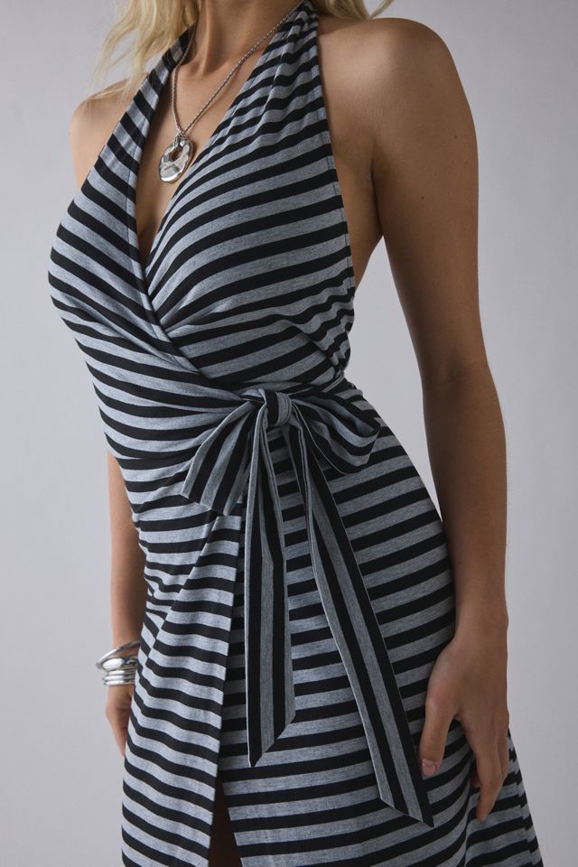 Robe longue portefeuille à dos nu avec attaches UO All Tied Up #1