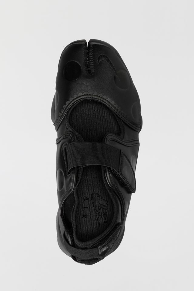 Nike Women's Air Rift Dot Sneakers | Urban Outfitters