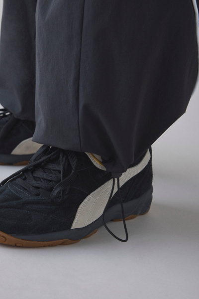 UO Retro Relaxed Wind Pant