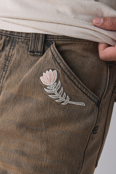 BDG Lenny Chainstitch Flare Leg Jean