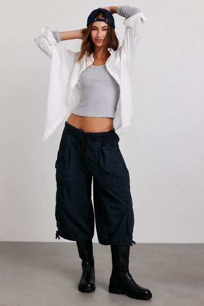 BDG San Diego Cropped Baggy Cargo Pants