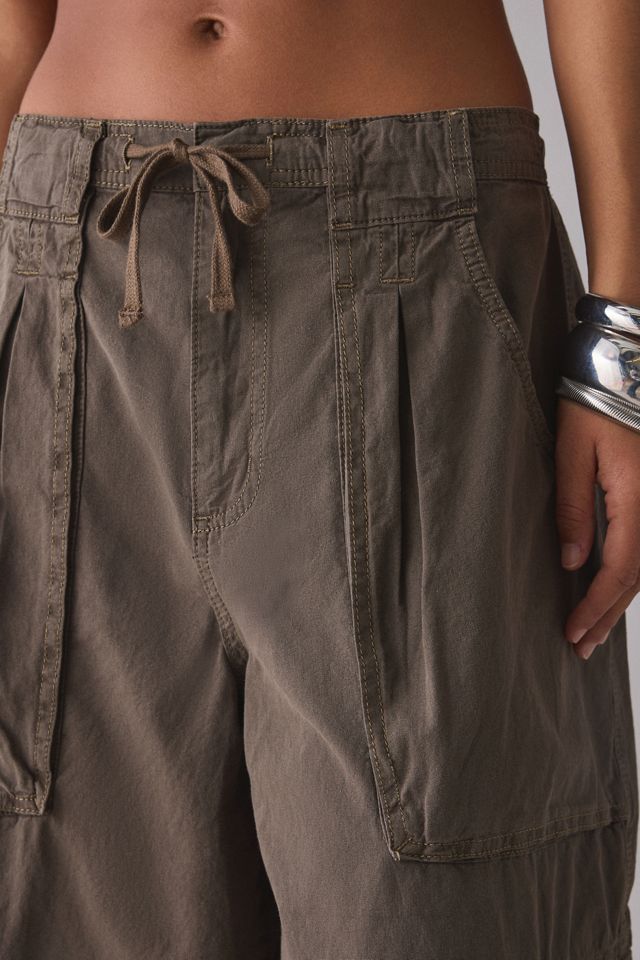 BDG San Diego Cropped Baggy Cargo Pants #3