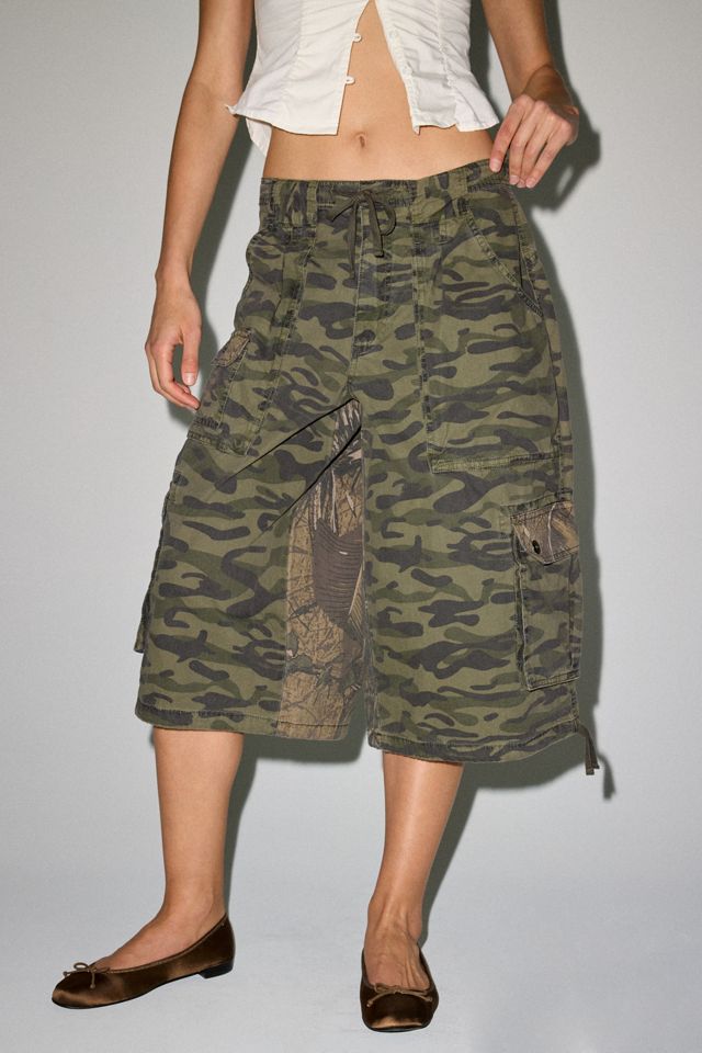 BDG San Diego Cropped Baggy Cargo Pants #4