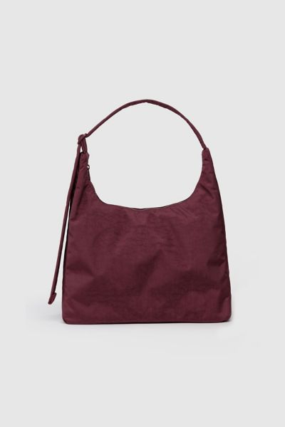 Baggu Nylon Shoulder Bag In Mahogany, Women's At Urban Outfitters In Burgundy