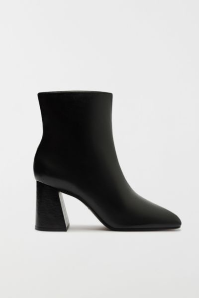 Schutz Leia Ankle Boot