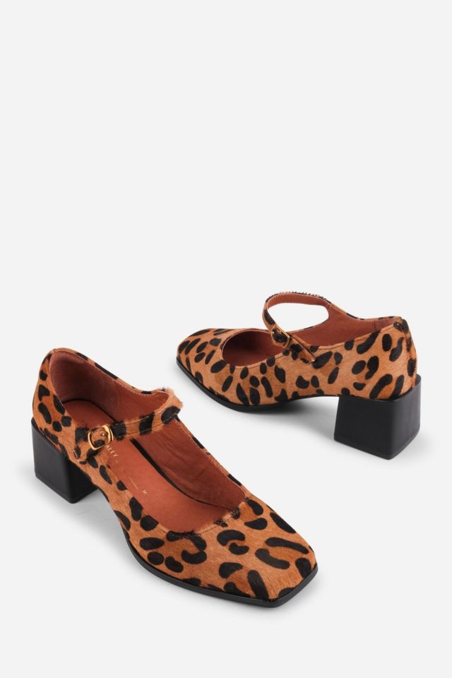 Intentionally Blank Christopher Cowhide Heel #1