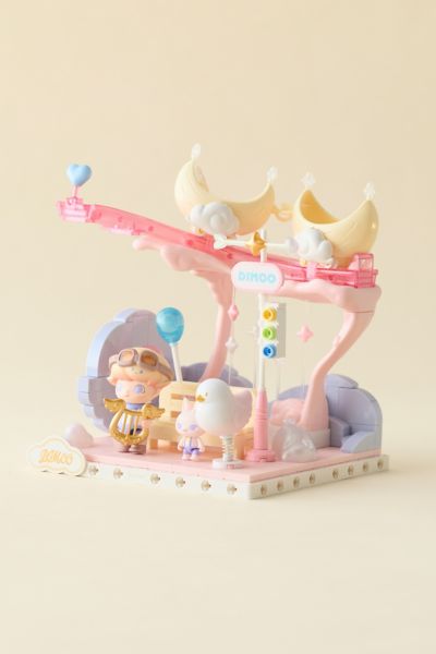 POP MART DIMOO Crescent Moon Racer Block Set