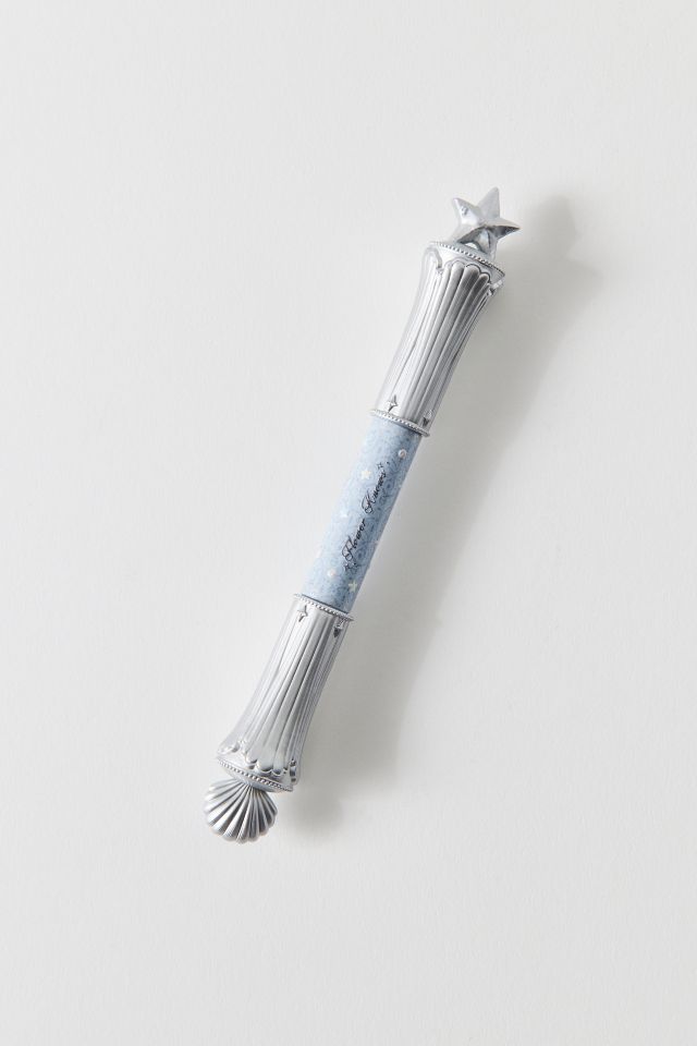 Flower Knows Shell’s Jewel Dual-Ended Highlighting Stick #1