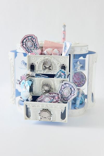 Flower Knows Shell’s Jewel Collection All-In Makeup Gift Set