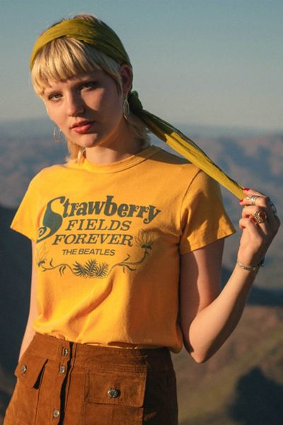 Junk Food The Beatles Strawberry Fields Forever Original Tee