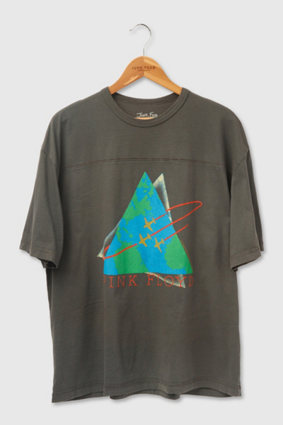 Junk Food Pink Floyd North American Tour '88 Jersey Tee In Vintage Black, Men's At Urban Outfitters In Gray