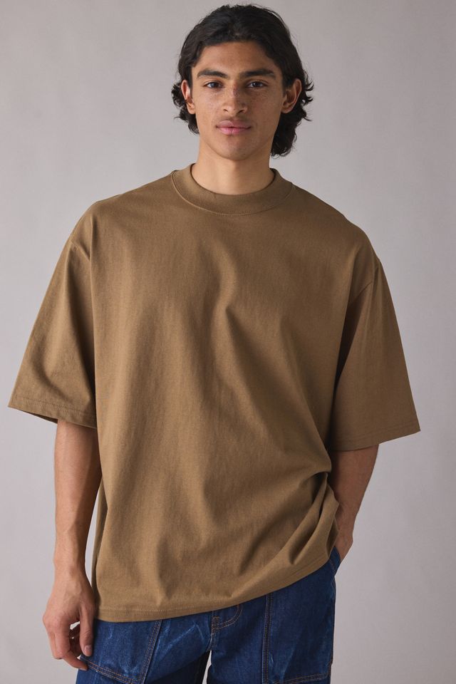 Shaka Wear Max Heavyweight Tee | Urban Outfitters