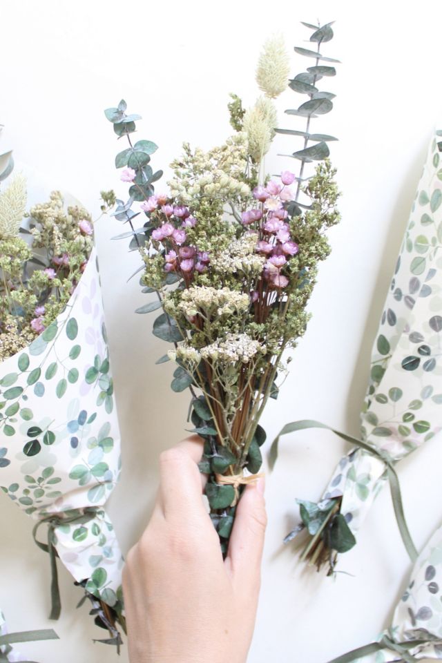 Roxanne’s Dried Flowers Field Notes Bouquet #2