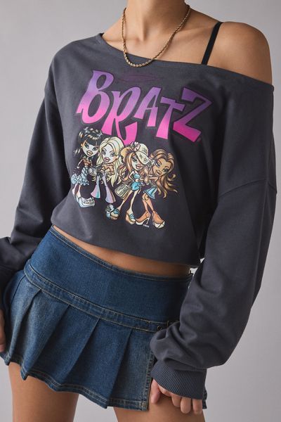 Bratz Graphic Off-The-Shoulder Pullover