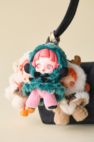 POP MART SKULLPANDA Winter Symphony Series Blind Box Plushie