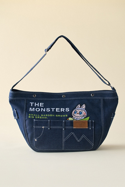 POPMART　THE MONSTER　LABUBU　デニムメッセンジャーバッグ POP MART The Monsters Labubu Denim Messenger Bag | Urban Outfitters