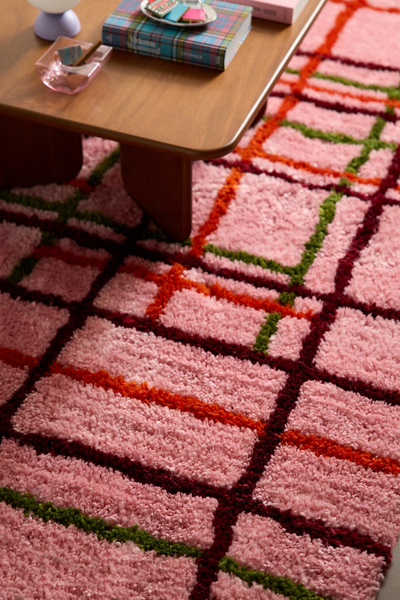 Wooly Boucherite Shaggy Tufted Rug