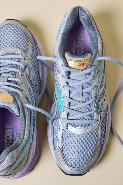 Saucony ProGrid Omni 9 Sneakers