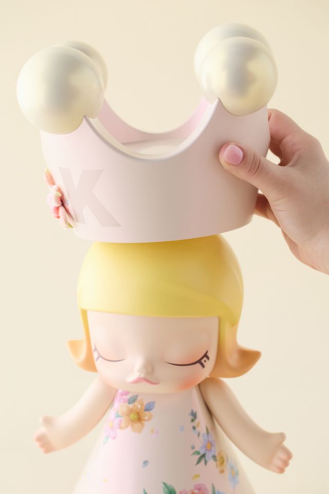 POP MART Mega Royal Molly 400% Velvet Flowers Figure #3