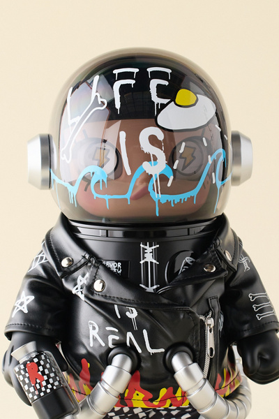 POP MART Mega Space Molly 400% Trevor Andrew Figure