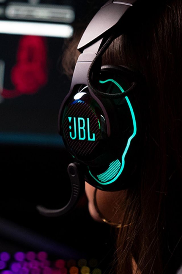 JBL Quantum 910X Wireless Noise Cancelling Gaming Headphones #1