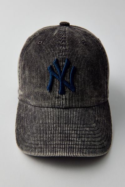Mitchell & Ness MLB New York Yankees Corduroy Dad Hat