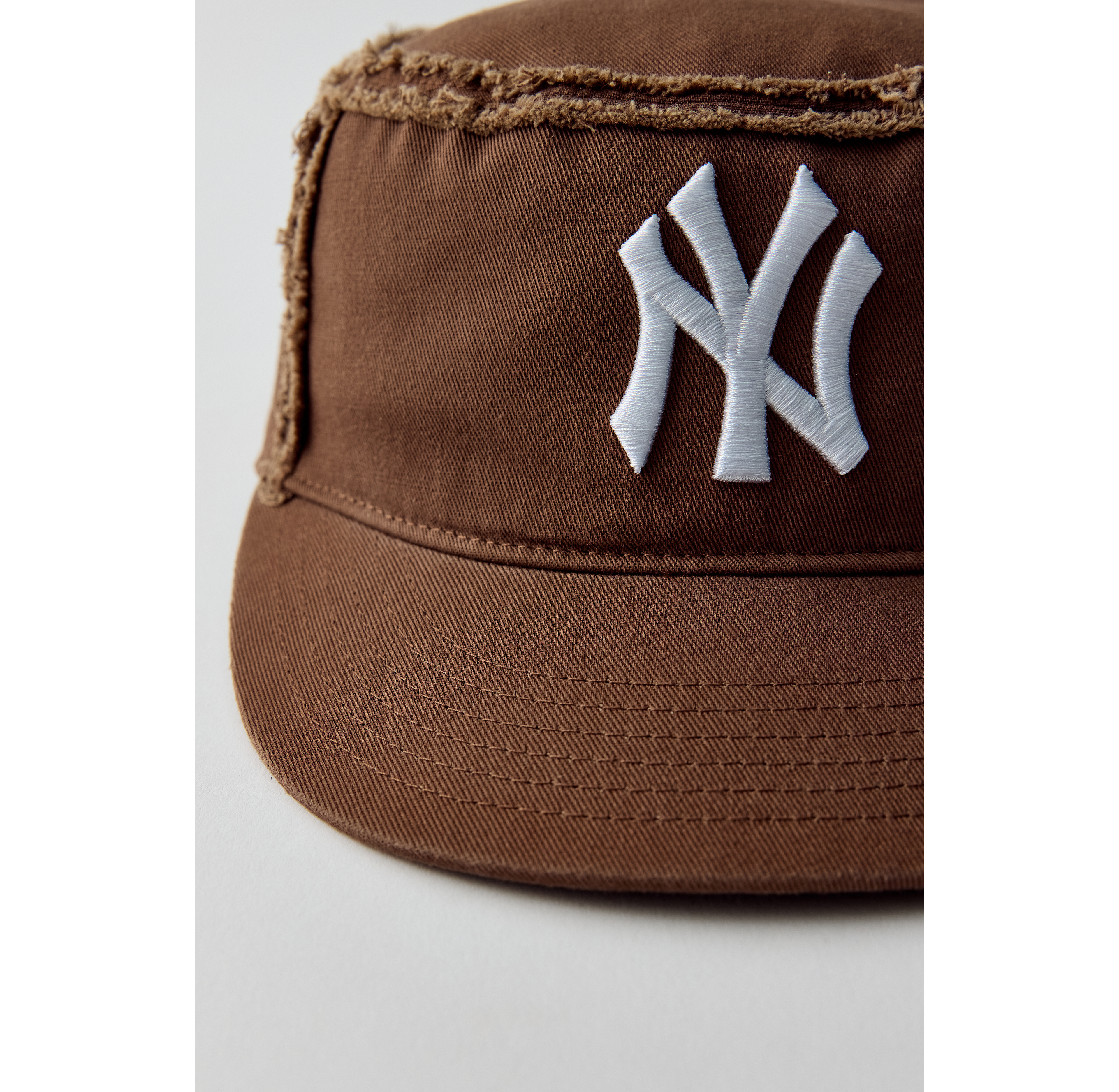 Mitchell & Ness MLB New York Yankees Distressed Scout Hat
