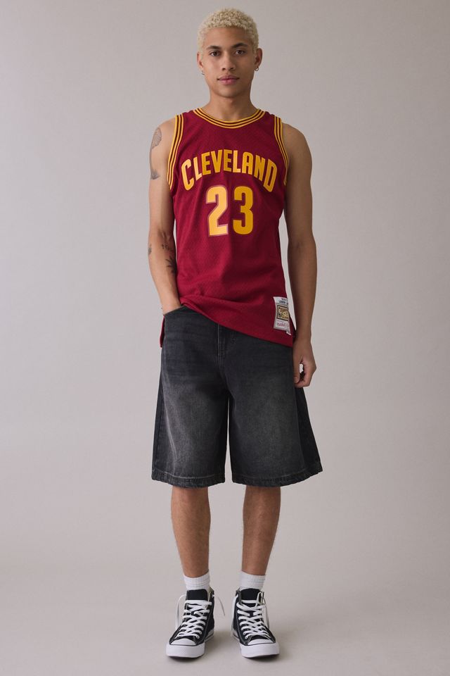 Mitchell & Ness NBA Cleveland Cavaliers 2015 LeBron James Basketball Jersey #3