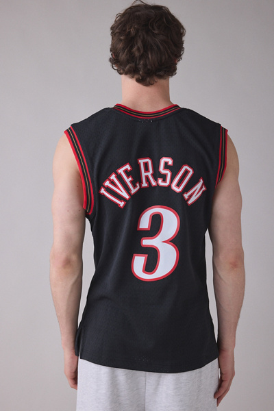 Mitchell & Ness NBA Philadelphia 76ers Allen Iverson 2000 Basketball Jersey
