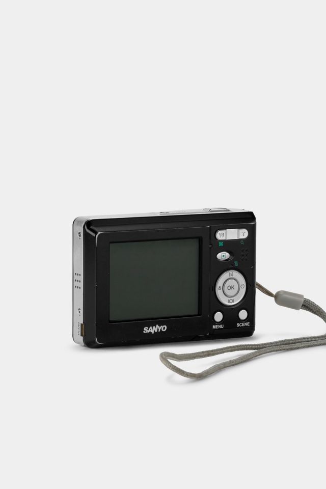 Sanyo VPC-S750 Digital Point and Shoot Camera #1