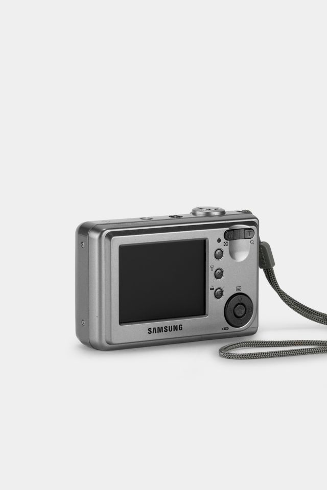 Samsung Digimax D53 Point and Shoot Digital Camera #2