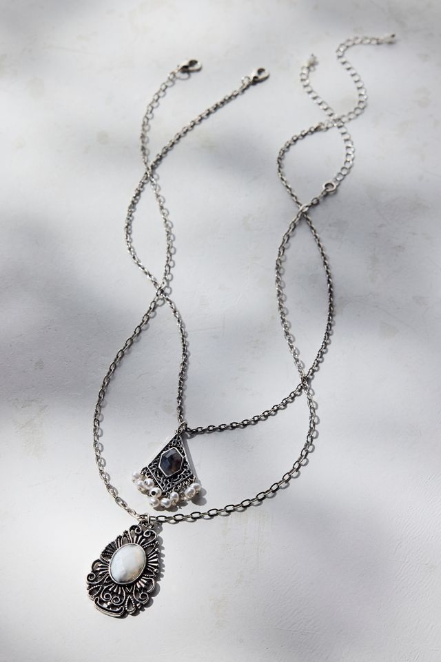 Protector Filigree Pendant Layering Necklace Set #1
