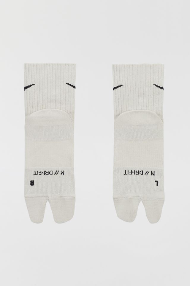 Nike Everyday Plus Lightweight Ankle Split-Toe Socks #2