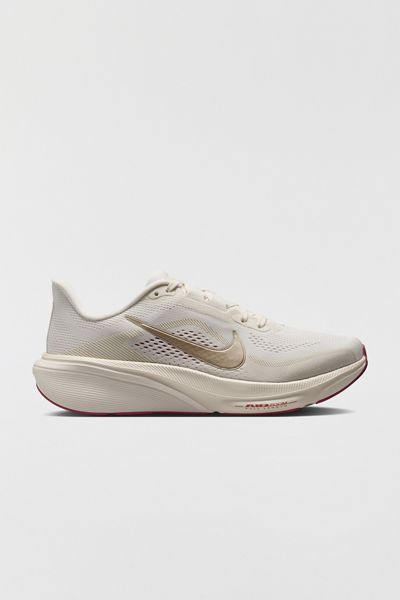 Nike Women's Pegasus 42 Running Sneakers
