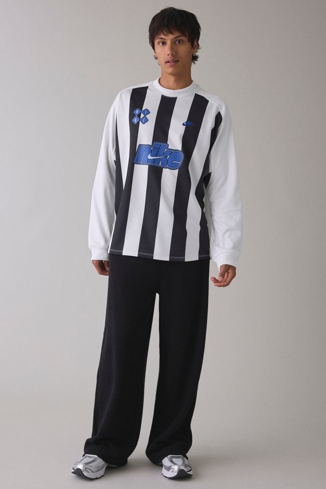 Nike Sportswear Club Goalie Long Sleeve Tee #4