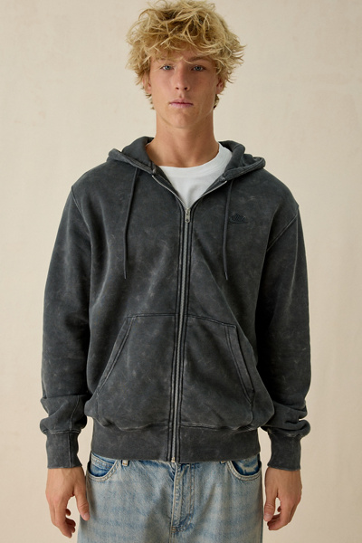 Nike Club Full-Zip Fleece Hoodie Sweatshirt | Urban Outfitters
