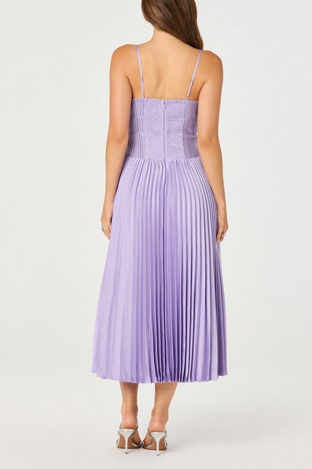 Robe midi plissée en satin avec détail nœud Shionagh ASTR The Label #1