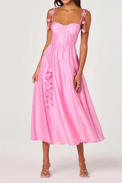 ASTR The Label Halcyon 3D Flower Appliqu&eacute; Midi Dress